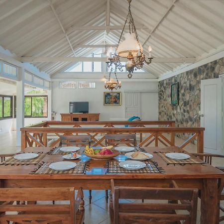 Villa Dinding Batu Singaraja  Ngoại thất bức ảnh