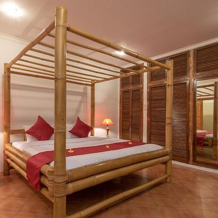 Villa Dinding Batu Singaraja  Ngoại thất bức ảnh