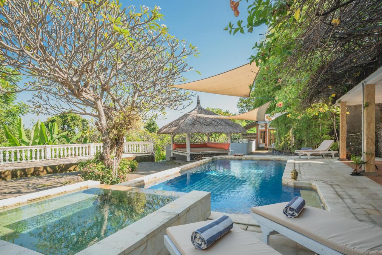 Villa Dinding Batu Singaraja  Ngoại thất bức ảnh