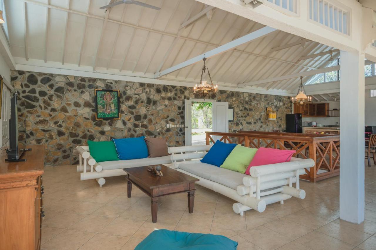 Villa Dinding Batu Singaraja  Ngoại thất bức ảnh
