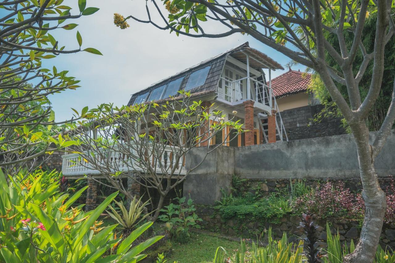 Villa Dinding Batu Singaraja  Ngoại thất bức ảnh