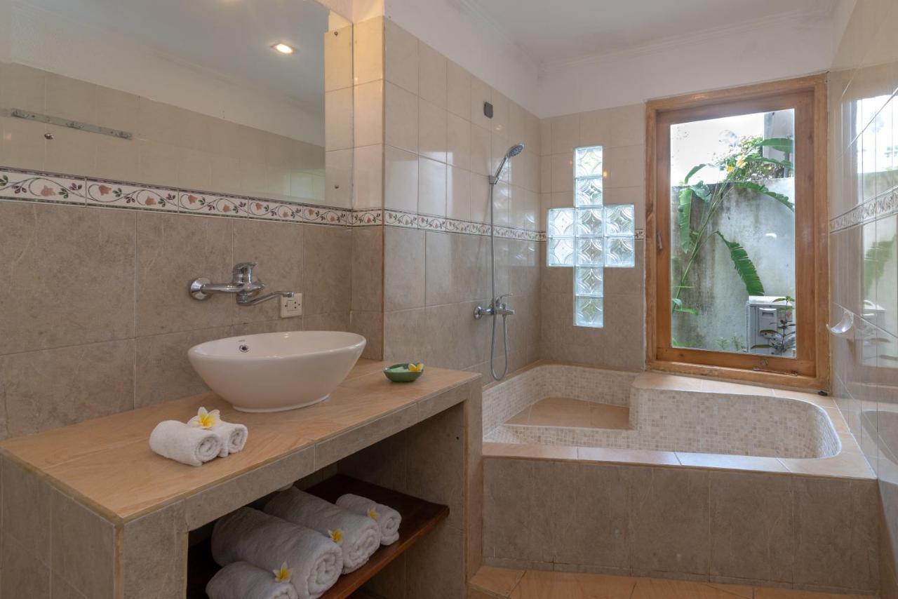 Villa Dinding Batu Singaraja  Ngoại thất bức ảnh