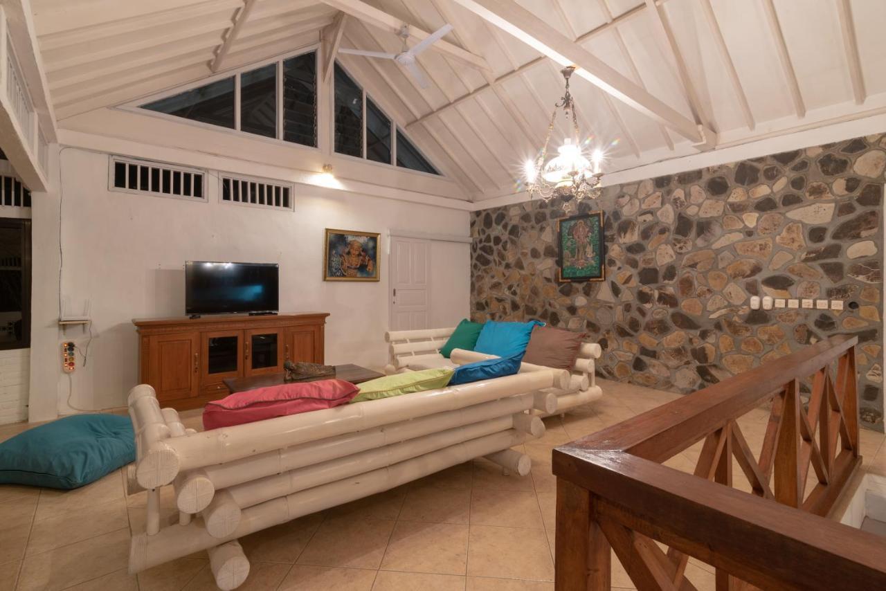 Villa Dinding Batu Singaraja  Ngoại thất bức ảnh