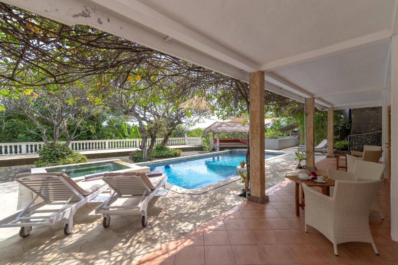 Villa Dinding Batu Singaraja  Ngoại thất bức ảnh