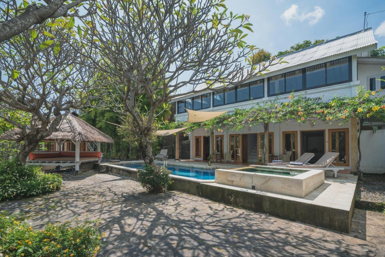 Villa Dinding Batu Singaraja  Ngoại thất bức ảnh