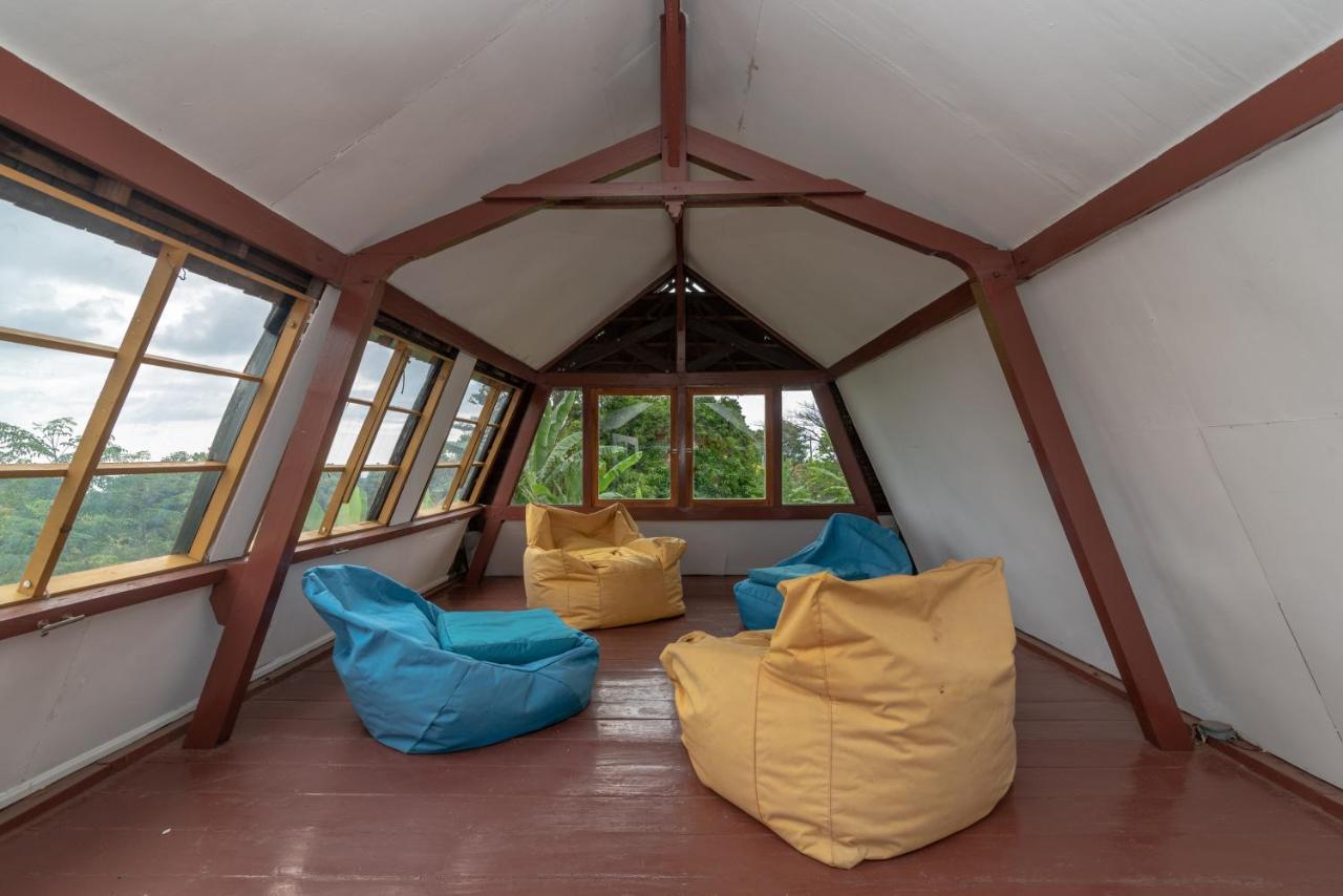 Villa Dinding Batu Singaraja  Ngoại thất bức ảnh