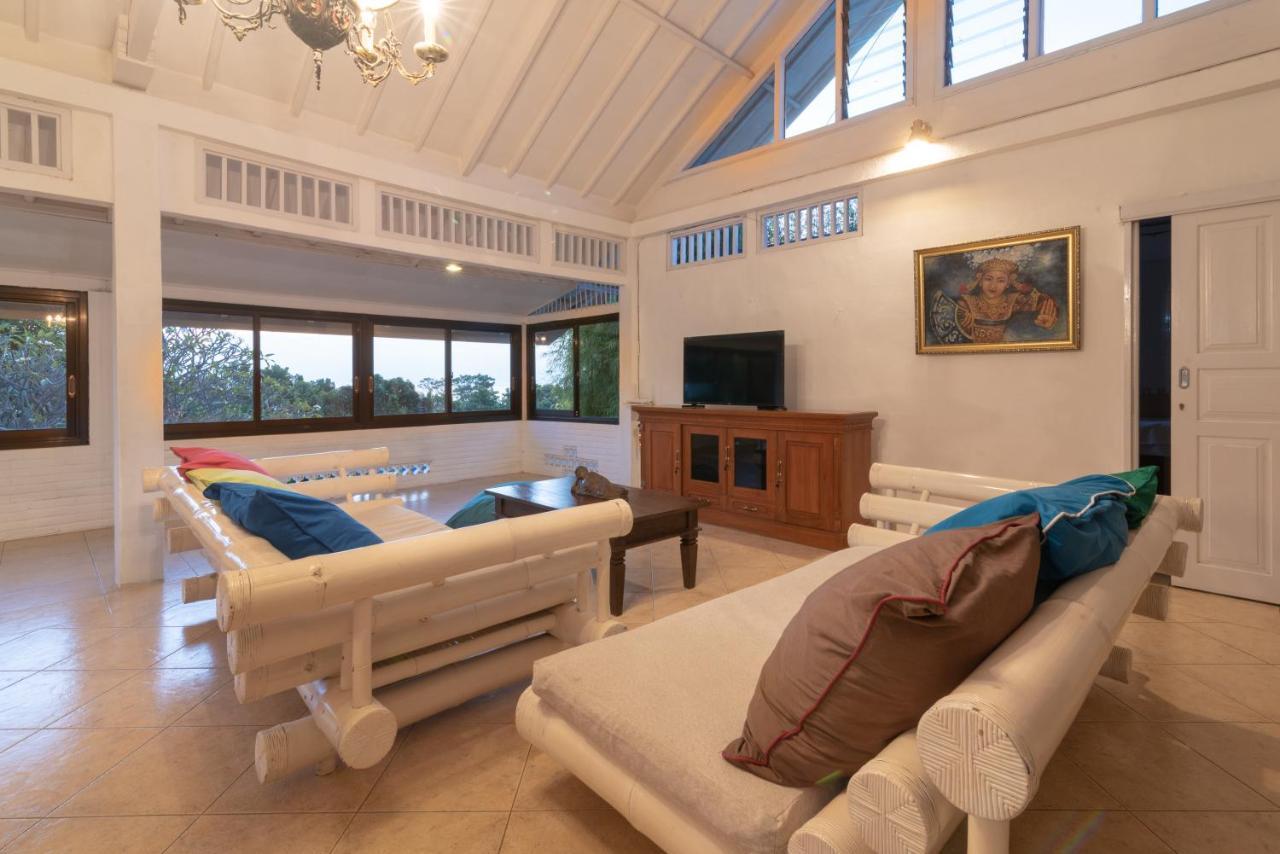 Villa Dinding Batu Singaraja  Ngoại thất bức ảnh